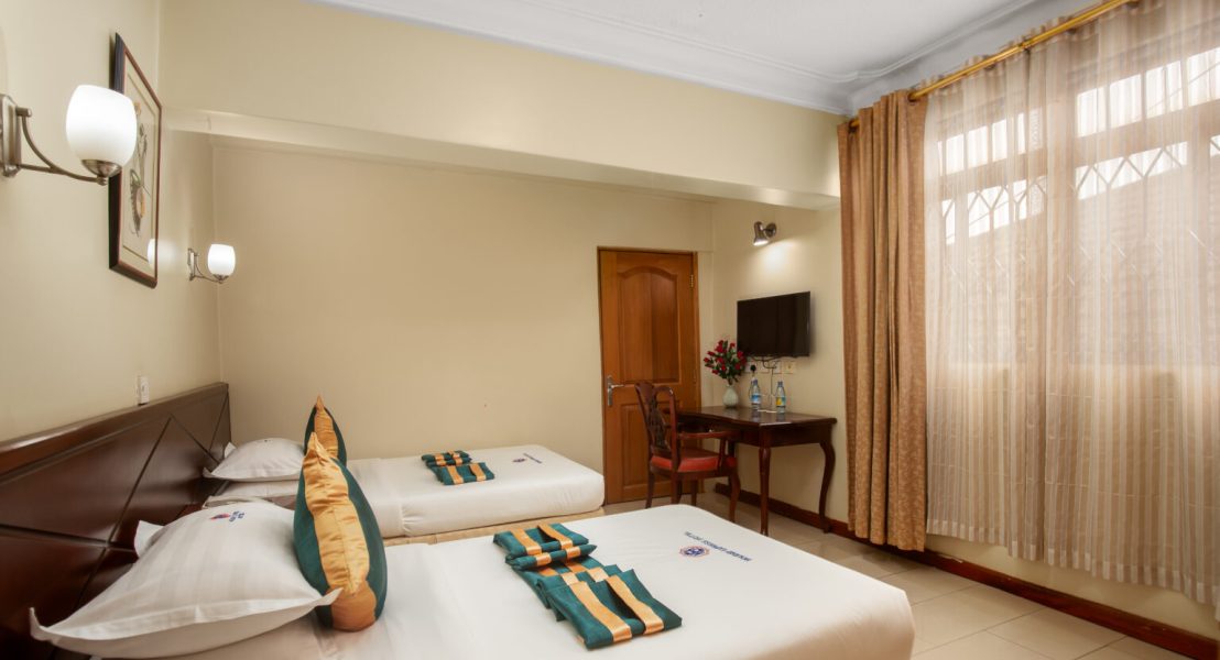 HOLIDAY EXPRESS HOTEL – KAMPALA